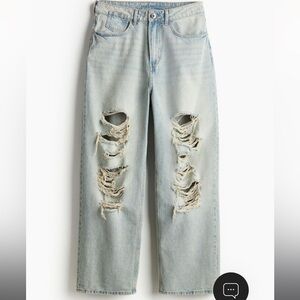 Light wash 90’s boyfriend jean/ Size 4/ & Denim